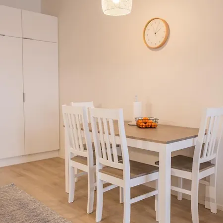 아파트 Snowflake Vi *